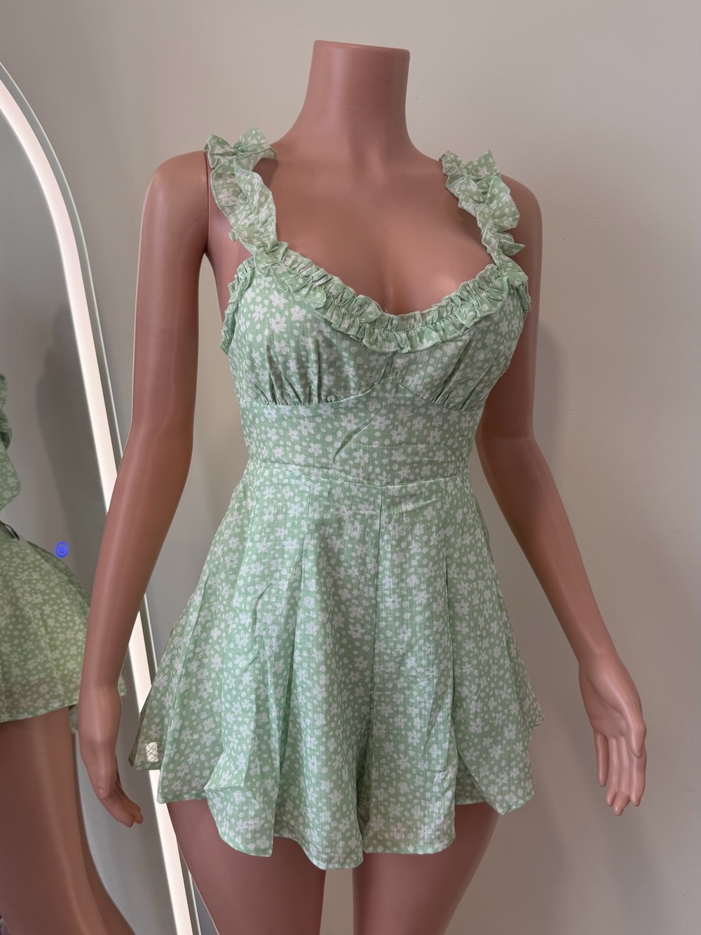 Ruffled Tie-Back Mini Dress in Light Green Floral - Picture 4 of 5